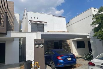 Casa en  Calle Brisa, Altabrisa, Apodaca, Nuevo León, 66604, Mex