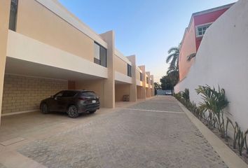 Casa en condominio en  Calle 10 138, Residencial Montecristo, Mérida, Yucatán, 97133, Mex