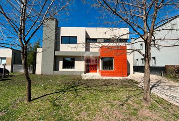 Casa en  Zelaya, Pilar, Provincia De Buenos Aires, Arg