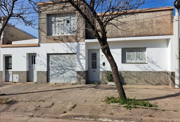 Casa en  Gálvez, Santa Fe