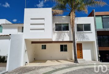 Casa en  Paseo De Granera 109-109, Vista Real Sur, Pueblo De San Bernardino Tlaxcalancingo, San Andrés Cholula, Puebla, 72830, Mex