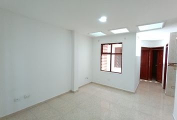 Apartamento en  Centenario, Cali