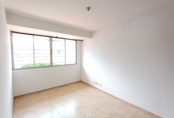 Apartamento en  La Base, Cali