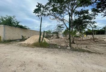 Lote de Terreno en  Calle 12, X Canatún, Mérida, Yucatán, 97302, Mex