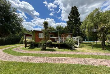 Casa en  Barrio Parque Sakura, Exaltación De La Cruz