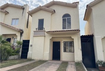 Casa en  San Agustin, Tlajomulco De Zúñiga