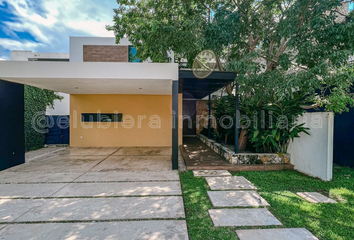 Casa en  Carretera Sitpach - Cholul, Cholul, Mérida, Yucatán, 97305, Mex