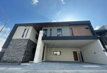 Casa en  El Yerbaniz, Santiago, Nuevo León, Mex