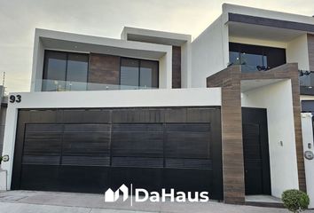 Casa en  Calle Monte Cervino, Residencial Valle Verde, Colima, 28017, Mex