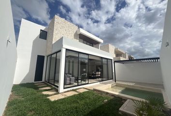 Casa en  X Canatún, Mérida, Yucatán, Mex