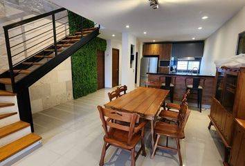 Casa en  Calle Guadalupe Juárez Allende, Bosques De Cuernavaca, Cuernavaca, Morelos, 62340, Mex