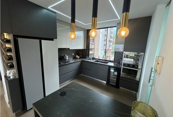 Apartamento en  Poblado, Medellín