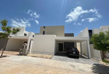 Casa en  Calle 18 108-108, Cholul, Mérida, Yucatán, 97305, Mex