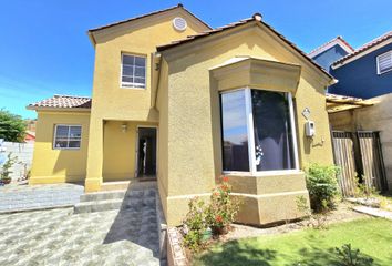 Casa en  Quilicura, Provincia De Santiago