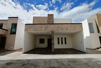 Casa en fraccionamiento en  Slw, Boulevard Gaspar Valdéz 12, Gaspar Valdez, Saltillo, Coahuila De Zaragoza, 25016, Mex