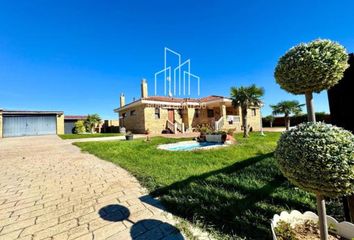 Chalet en  Castellanos De Villiquera, Salamanca Provincia