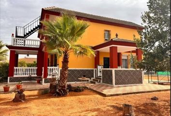 Chalet en  Carmona, Sevilla Provincia