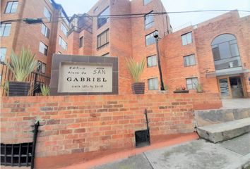 Apartamento en  Santa Barbara Norte, Bogotá