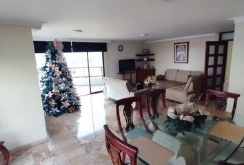 Apartamento en  Los Alamos, Pereira