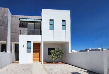 Casa en condominio en  Privada Arroyo Del Húngaro, Corregidora, Querétaro, 76923, Mex