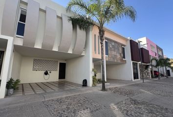 Casa en  Camino Antiguo A Yerbabuena, Colonia Burócrata, Marfil, Guanajuato, 36255, Mex