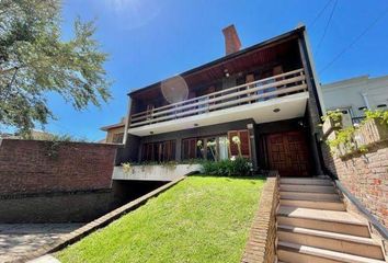 Casa en  Los Troncos, Mar Del Plata