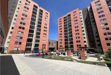 Apartamento en  Urbanización El Pinar, Madrid