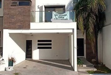 Casa en  Calle Ingeniero Ernesto Marroquín, Colinas De San Jerónimo, Monterrey, Nuevo León, 64634, Mex