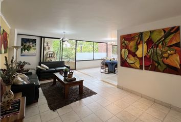 Apartamento en  Poblado, Medellín