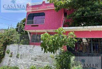 Casa en  Santa Cruz, Acapulco De Juárez