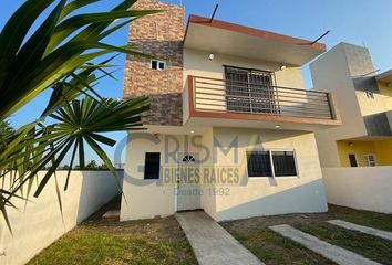 Casa en  Llavetuxpan, Veracruz