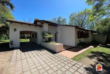 Casa en  Calle Mendoza 609, Villa Allende, Colón, X5105, Córdoba, Arg