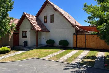 Casa en  Peñalolén, Provincia De Santiago