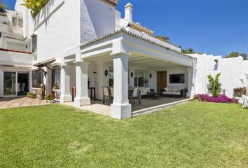 Chalet en  Distrito 3-nueva Andalucía, Marbella