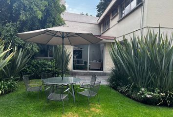 Casa en  Segunda Cerrada Fuente De Los Leones, Lomas De Tecamachalco, Naucalpan De Juárez, Miguel Hidalgo, Naucalpan De Juárez, México, 52784, Mex