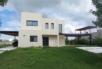 Casa en  El Cantón Islas, Partido De Escobar