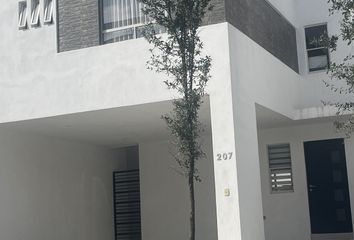 Casa en  Calle Londres, Santa Luz Primer Sector, General Escobedo, Nuevo León, 66070, Mex