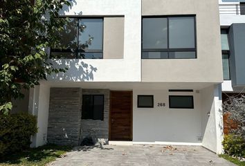 Casa en condominio en  Avenida Paseo Del Anochecer, Soare Acantia I, Zapopan, Jalisco, 45019, Mex