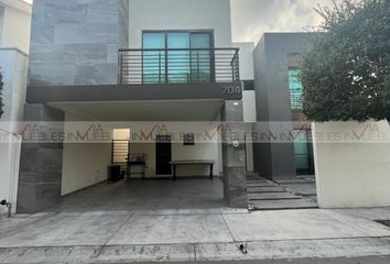 Casa en  Calle Vivienza, Vivenza, San Nicolás De Los Garza, Nuevo León, 66470, Mex