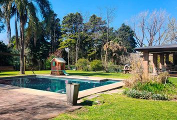 Casa en  Barrio Parque Las Lomadas, Partido De Campana