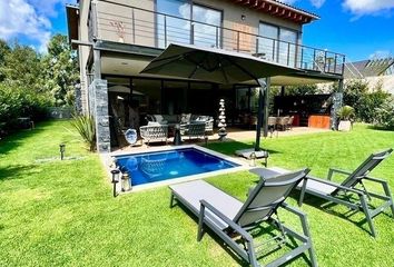 Casa en condominio en  Calle Del Vergel 20, Avándaro, Valle De Bravo, México, 51200, Mex