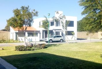 Casa en  Calle Adolfo López Mateos, Ixtahuixtla, San Agustín, Atlixco, Puebla, 74360, Mex