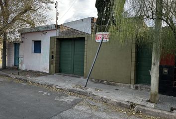 Galpónes/Bodegas en  Alberdi, Córdoba Capital