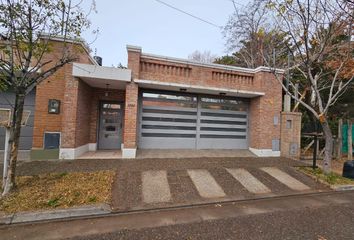 Casa en  Área Centro Oeste, Neuquén