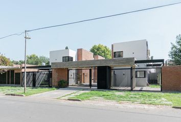 Casa en  Fisherton, Rosario