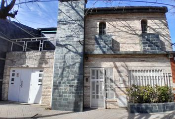 Casa en  Tiro Suizo, Rosario