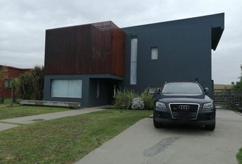 Casa en  El Cantón, Partido De Escobar