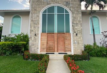 Casa en  Carretera Playa De Vaca - Boca Del Río, Medellín De Bravo, Veracruz De Ignacio De La Llave, 94274, Mex