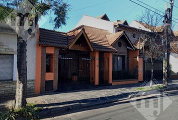 Casa en  Barrancas De Victoria, Partido De San Fernando