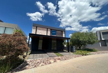 Casa en condominio en  Altozano, Santiago De Querétaro, Querétaro, Mex